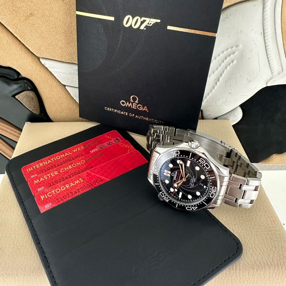 Omega Seamaster Diver 300 James Bond Limited Edition 21022422001004